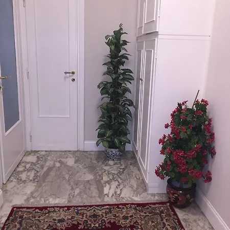 Aurora Guest House Rome Exterior photo